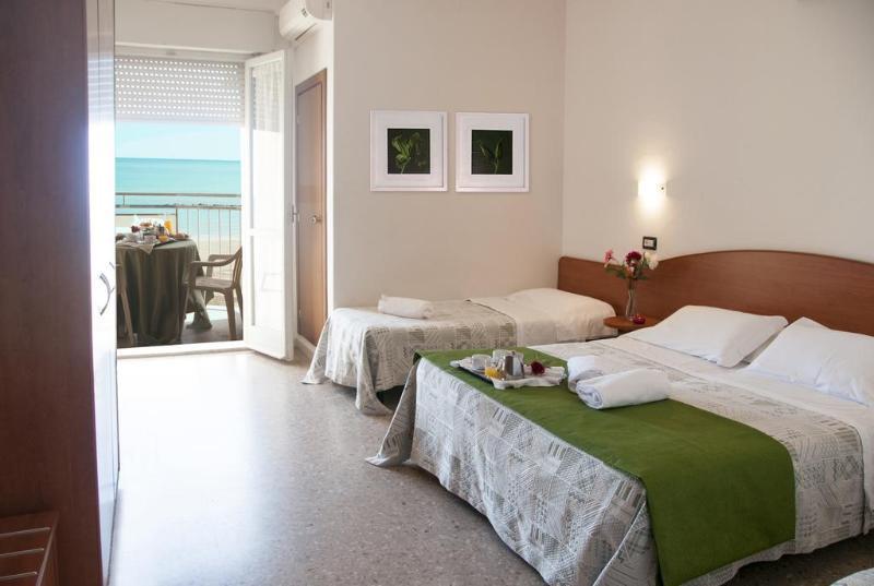 Hotel Adler Lido di Classe Exterior foto