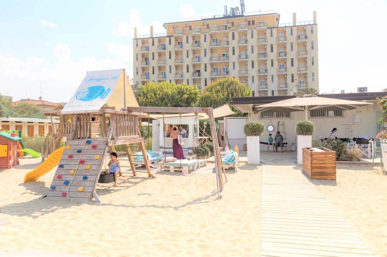 Hotel Adler Lido di Classe Exterior foto
